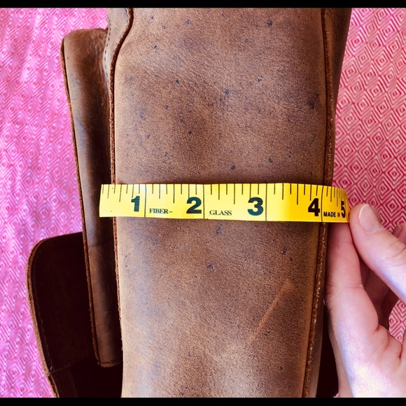 Handcrafted leather briefcase - Picture 9 of 9